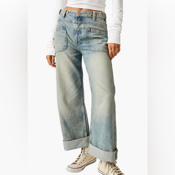 We The Free Palmer Cuffed Baggy Jeans size 29 - Picture 1 of 9